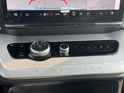 2025 Ford Expedition Active 4x4