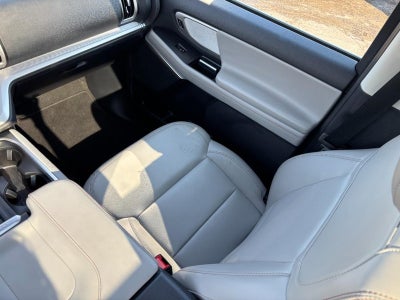 2025 Ford Expedition Active 4x4