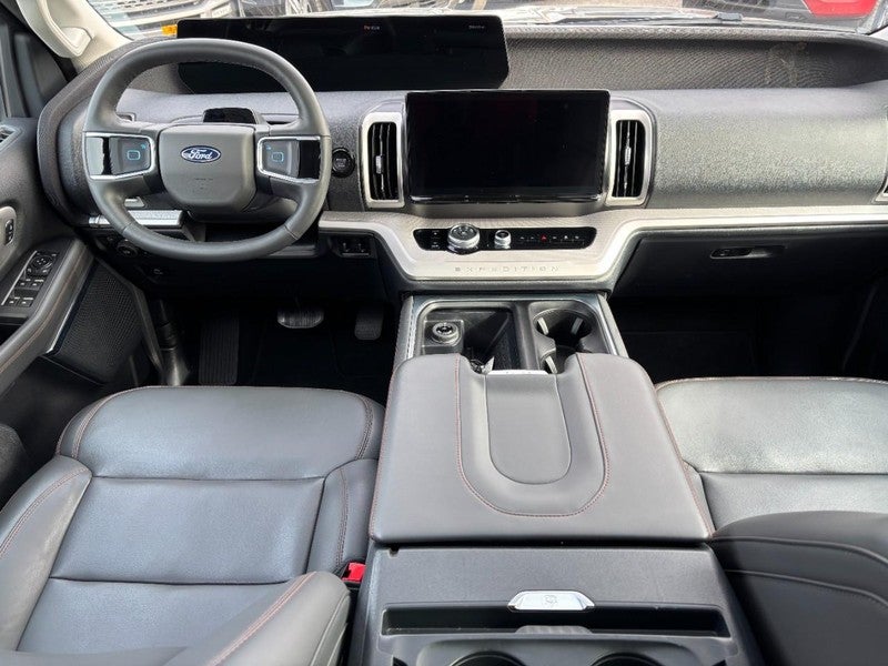 2025 Ford Expedition Active 4x4