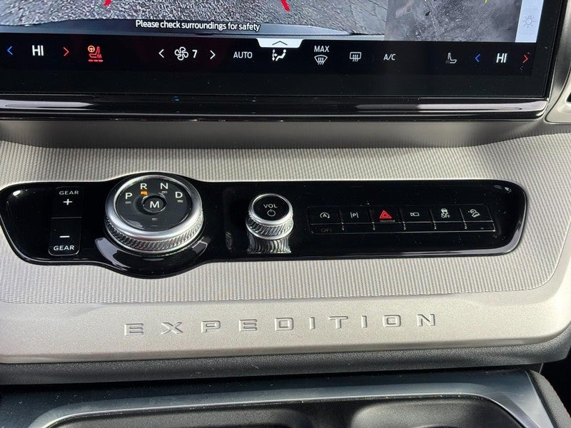 2025 Ford Expedition Active 4x4