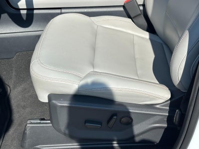 2025 Ford Expedition Active 4x4