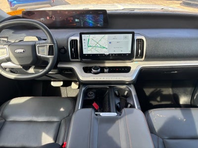 2025 Ford Expedition Active 4x4