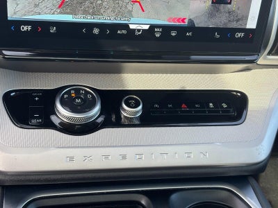 2025 Ford Expedition Active 4x4