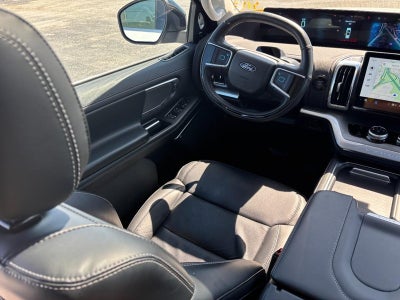 2025 Ford Expedition Platinum 4x4