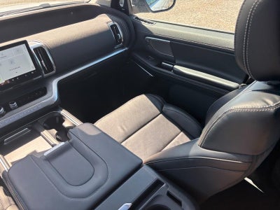 2025 Ford Expedition Platinum 4x4