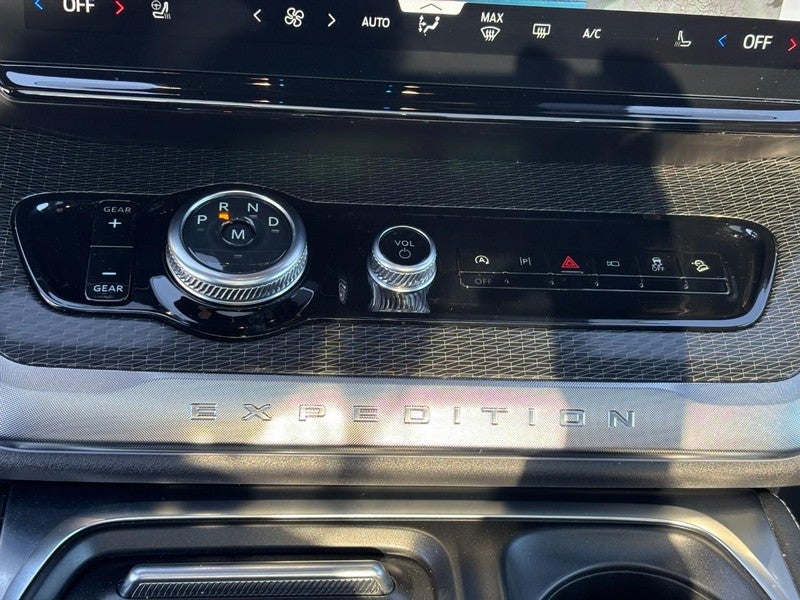 2025 Ford Expedition Platinum 4x4