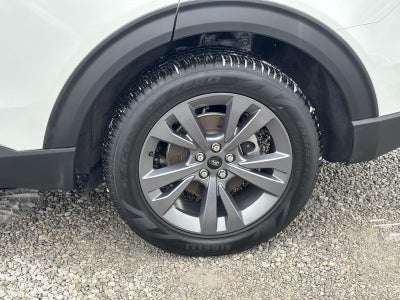 2023 Ford Explorer XLT RWD