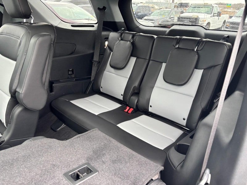 2023 Ford Explorer XLT RWD