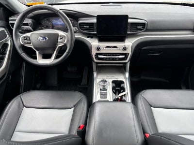 2023 Ford Explorer XLT RWD