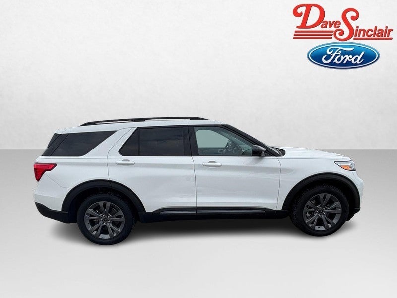 2023 Ford Explorer XLT RWD