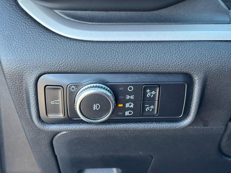 2023 Ford Explorer XLT RWD