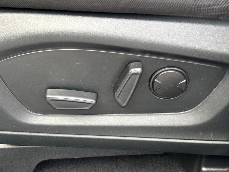 2020 Ford Explorer XLT RWD