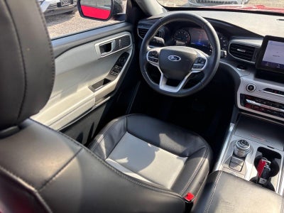 2023 Ford Explorer XLT 4WD