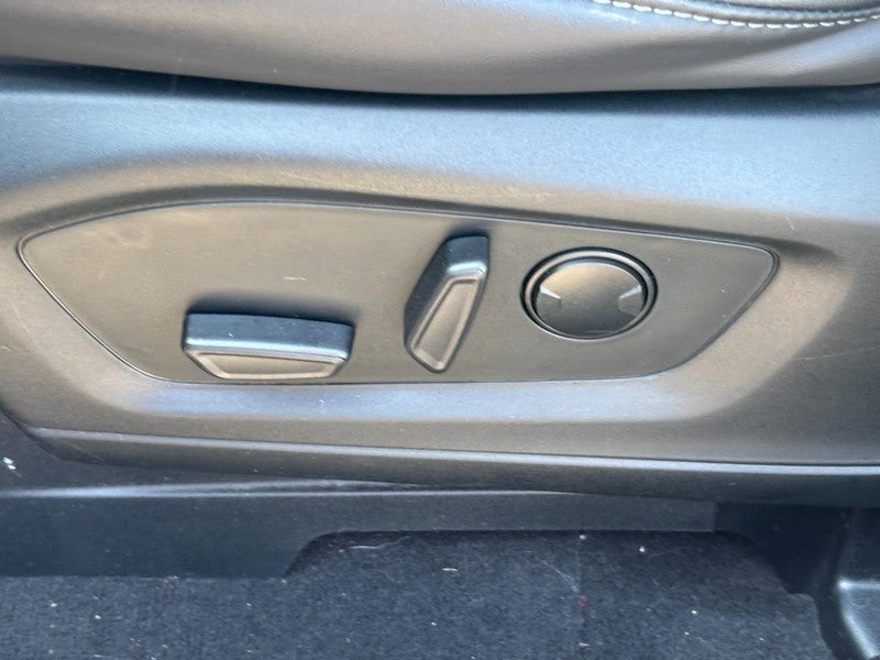 2023 Ford Explorer XLT 4WD