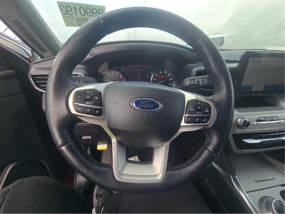 2023 Ford Explorer XLT 4WD
