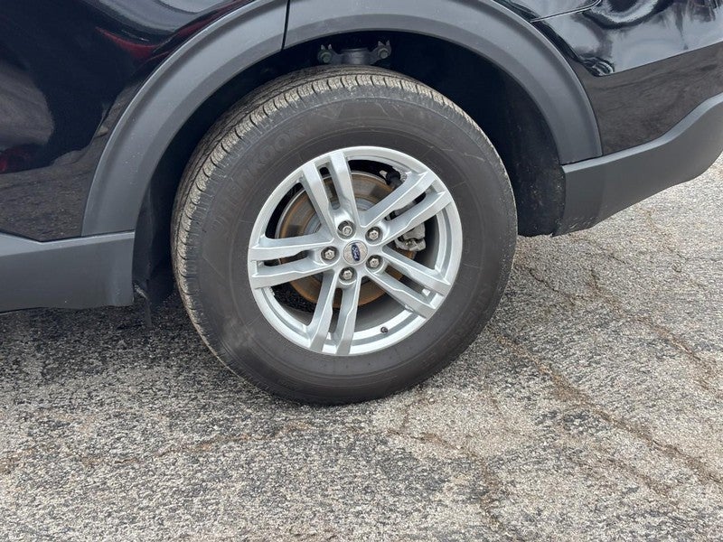 2023 Ford Explorer XLT 4WD