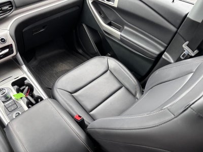 2023 Ford Explorer XLT 4WD