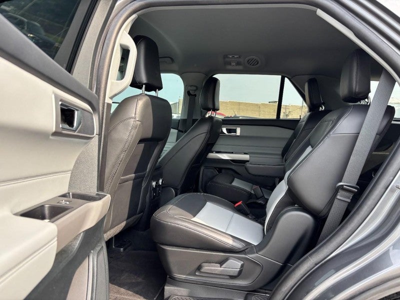 2024 Ford Explorer XLT 4WD