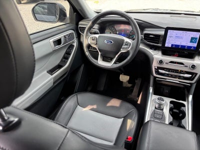 2024 Ford Explorer XLT 4WD