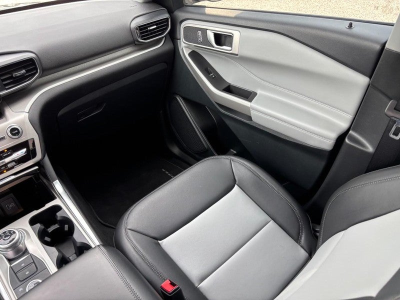 2024 Ford Explorer XLT 4WD