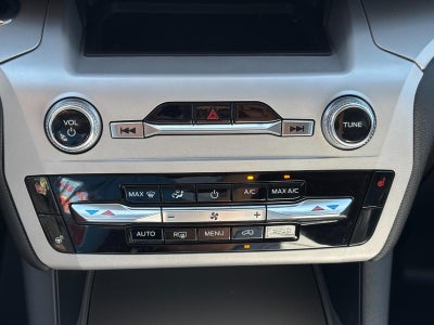 2024 Ford Explorer XLT 4WD