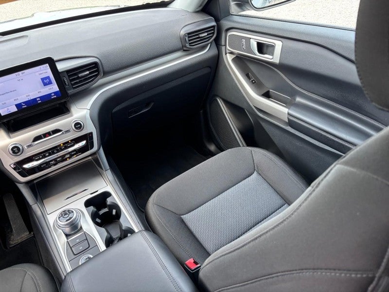 2023 Ford Explorer XLT 4WD