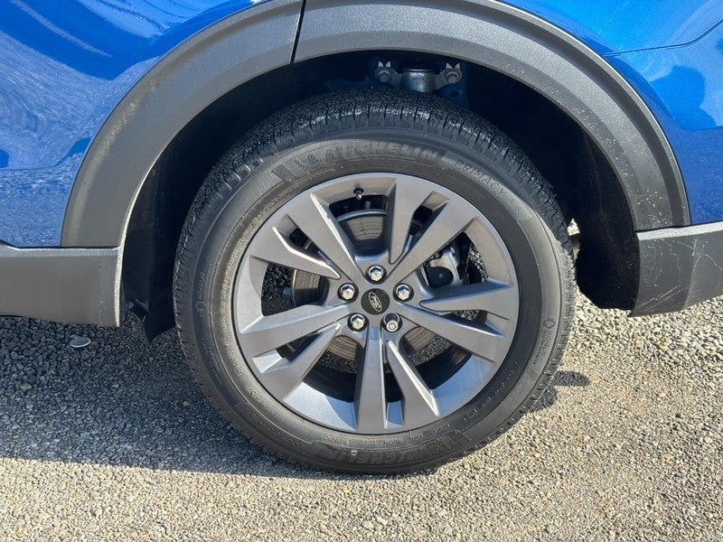 2023 Ford Explorer XLT 4WD