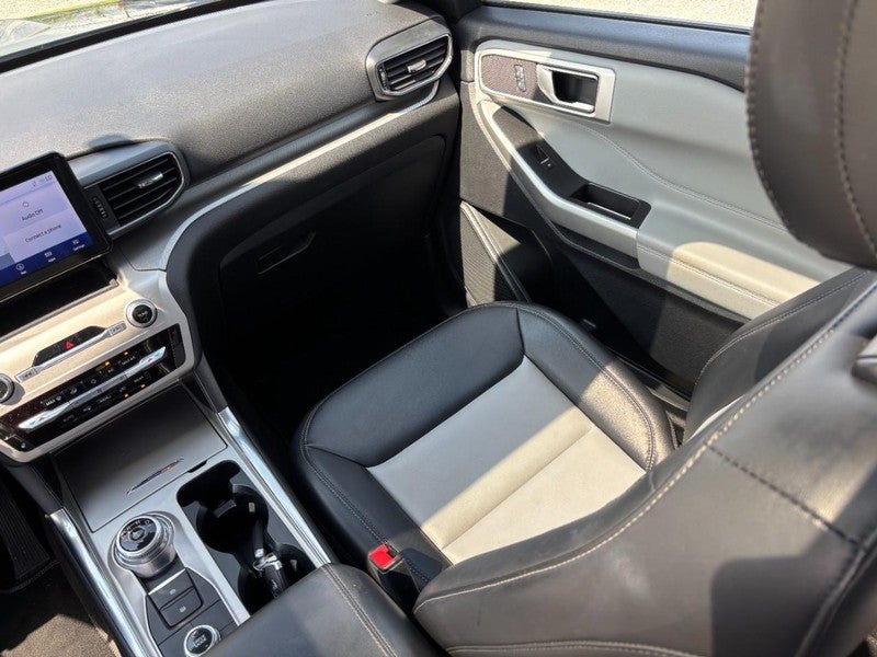 2022 Ford Explorer XLT 4WD