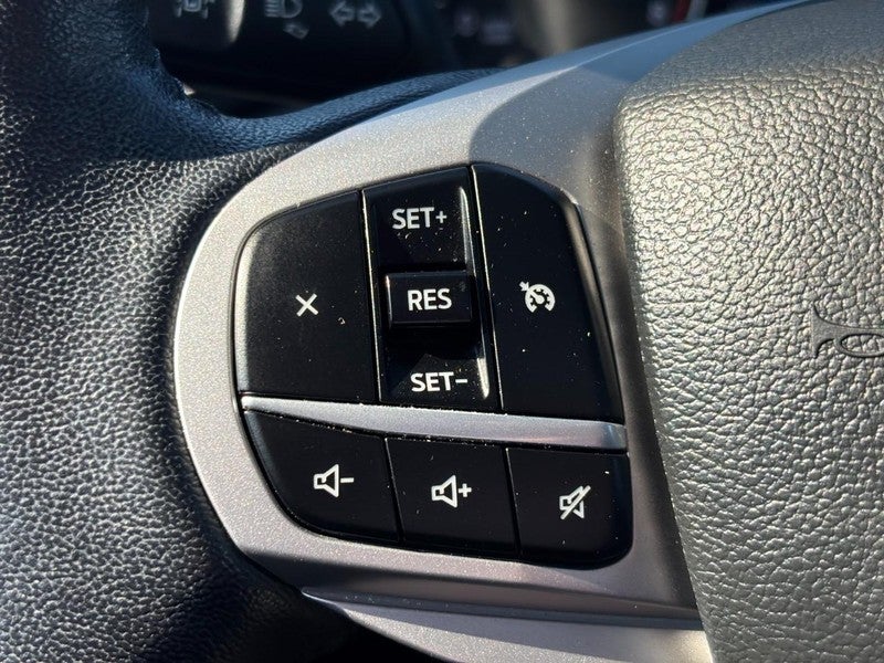 2022 Ford Explorer XLT 4WD