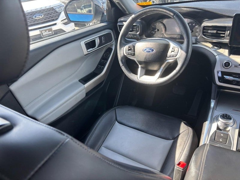 2023 Ford Explorer XLT 4WD