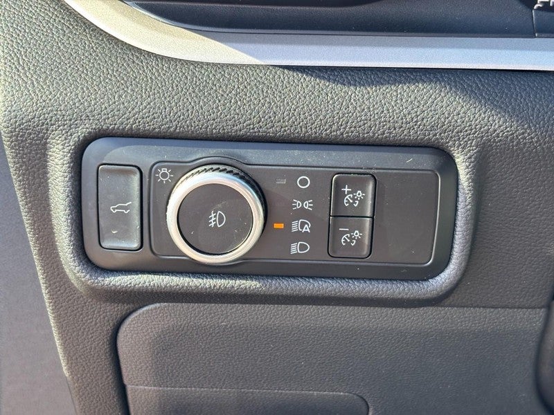 2023 Ford Explorer XLT 4WD