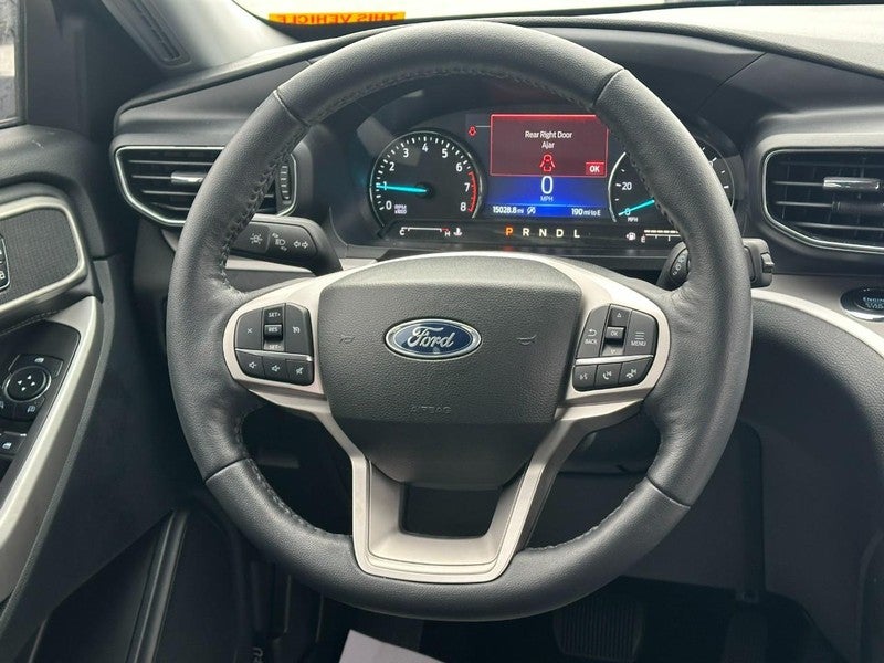 2023 Ford Explorer XLT 4WD