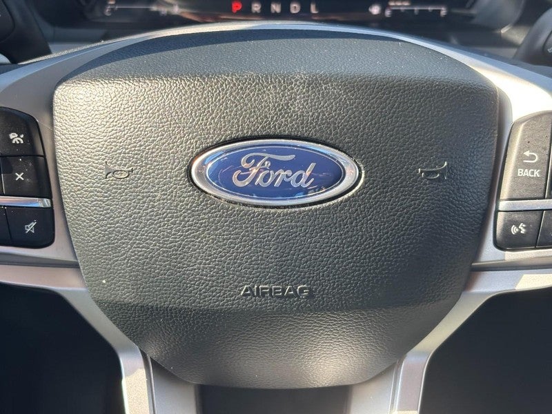 2023 Ford Explorer XLT 4WD