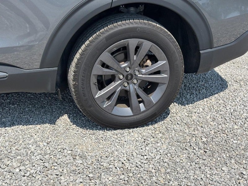 2024 Ford Explorer XLT 4WD