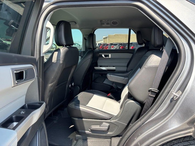 2024 Ford Explorer XLT 4WD