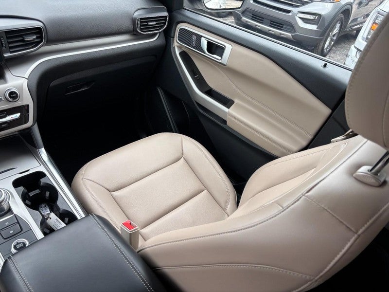 2022 Ford Explorer XLT 4WD