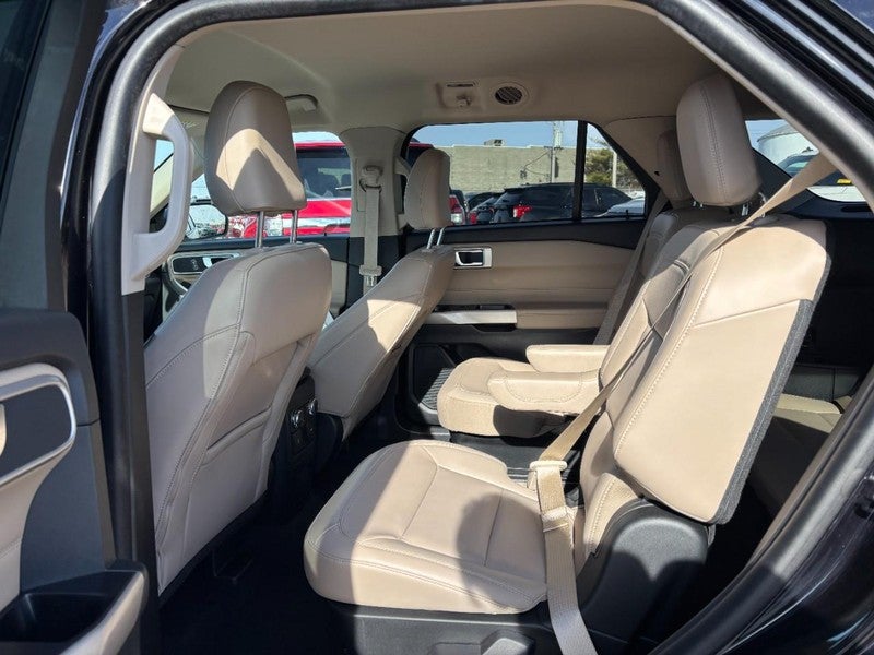 2023 Ford Explorer XLT 4WD