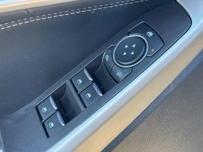 2023 Ford Explorer XLT 4WD