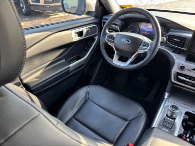2023 Ford Explorer XLT 4WD