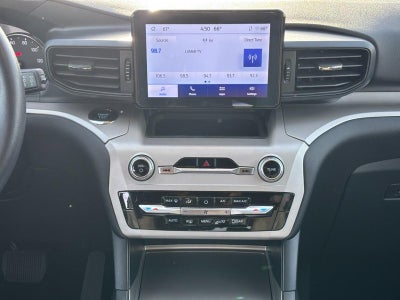 2023 Ford Explorer XLT 4WD