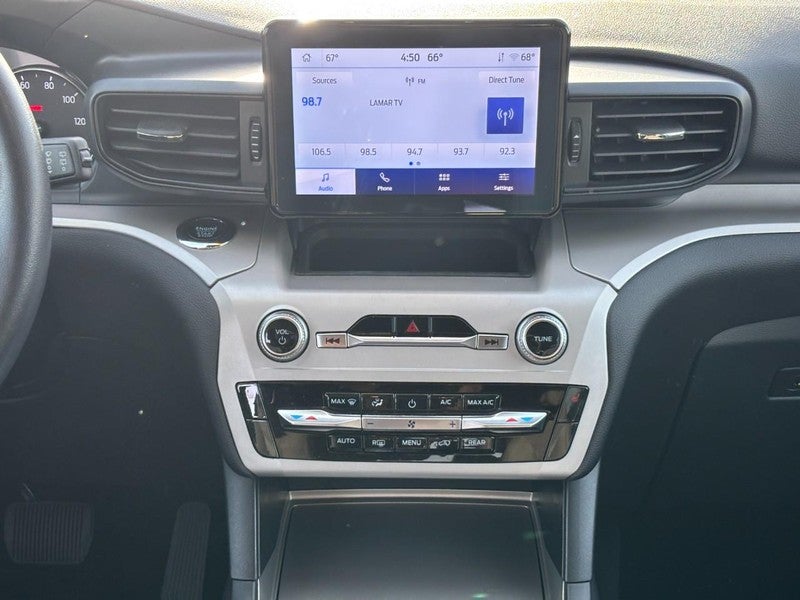 2023 Ford Explorer XLT 4WD