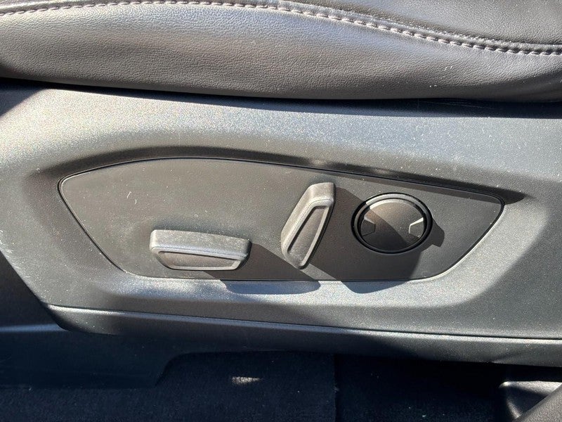 2023 Ford Explorer XLT 4WD