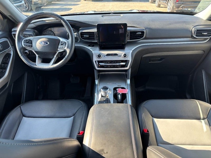 2023 Ford Explorer XLT 4WD