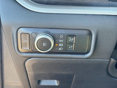 2023 Ford Explorer XLT 4WD