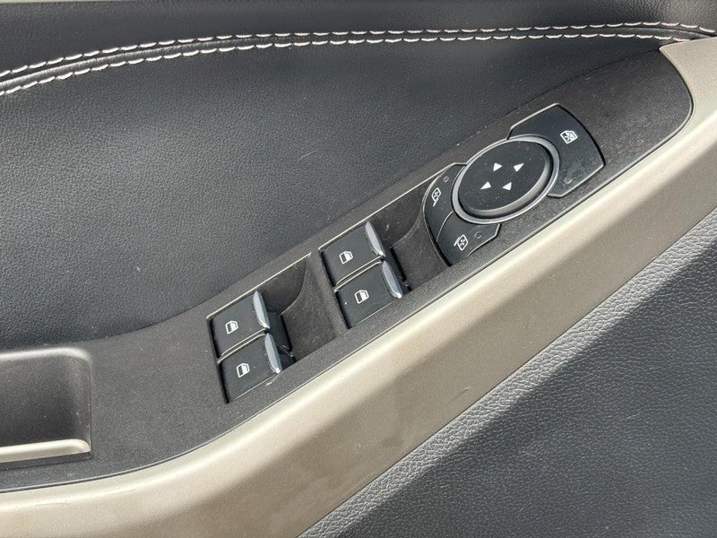 2023 Ford Explorer XLT 4WD