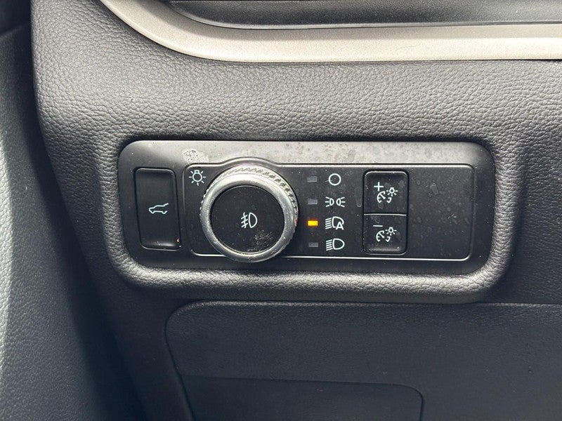 2023 Ford Explorer XLT 4WD