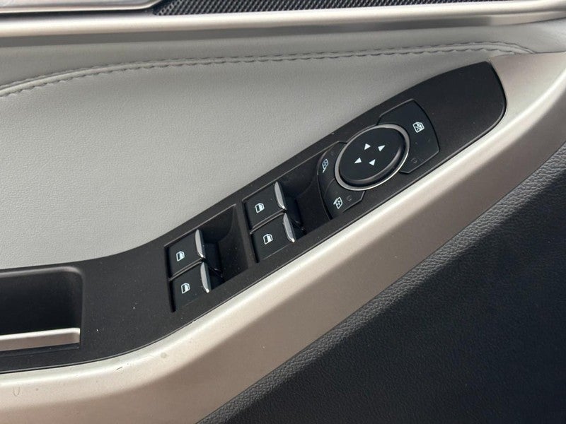 2023 Ford Explorer XLT 4WD