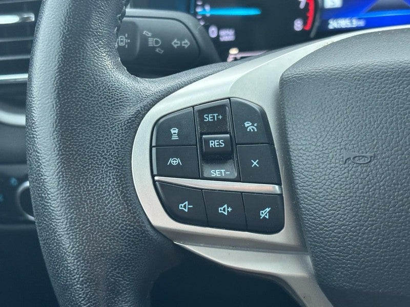 2023 Ford Explorer XLT 4WD