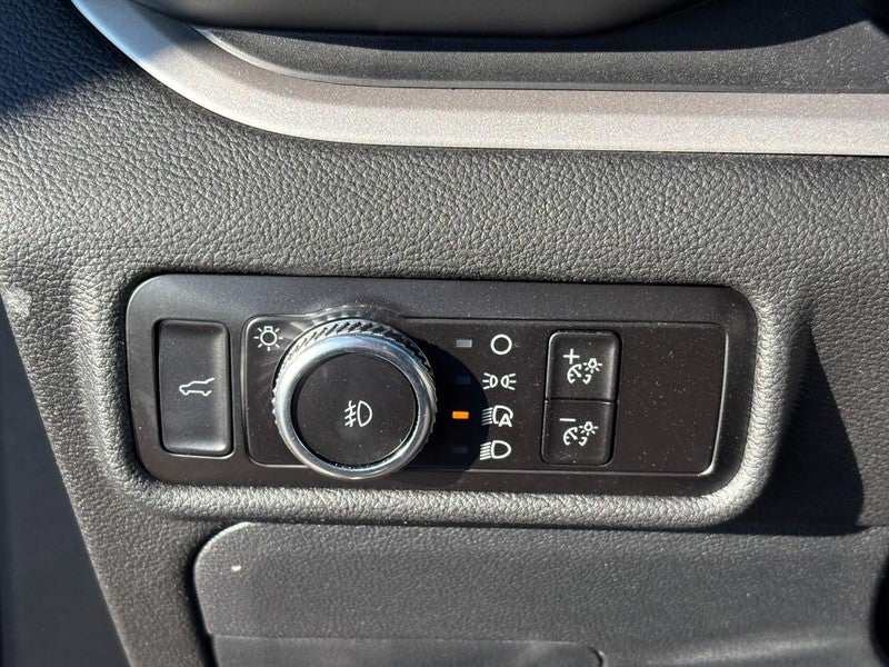 2023 Ford Explorer XLT 4WD