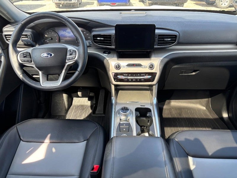 2023 Ford Explorer XLT 4WD